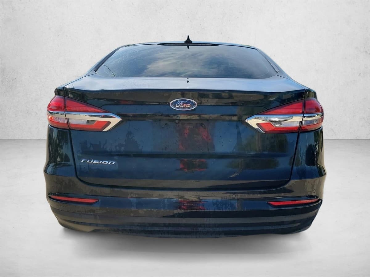2020 Ford Fusion - Image 6