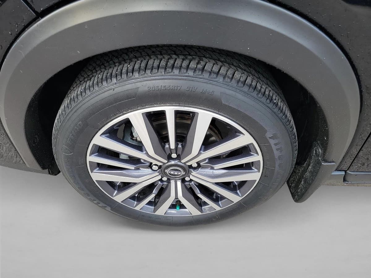 2023 Nissan Kicks - Image 9