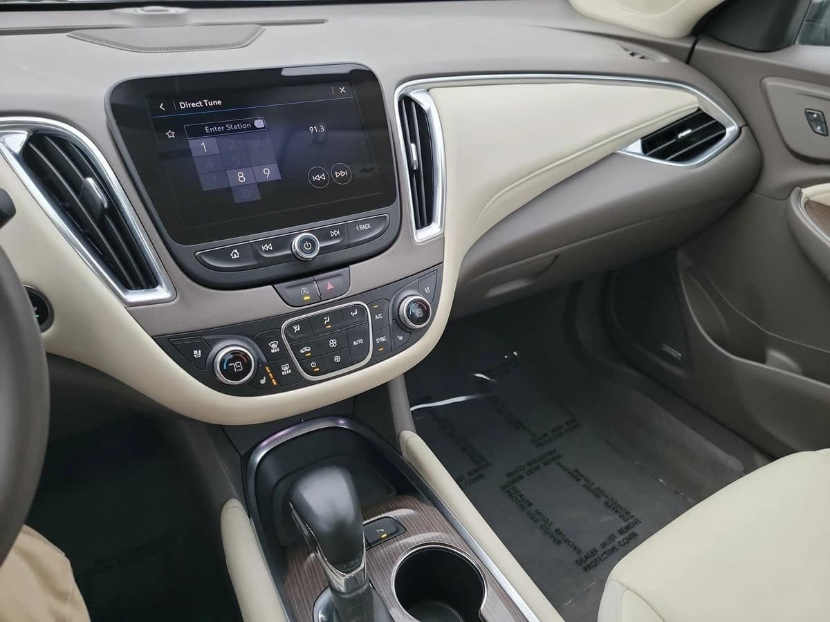 2024 Chevrolet Malibu - Image 22