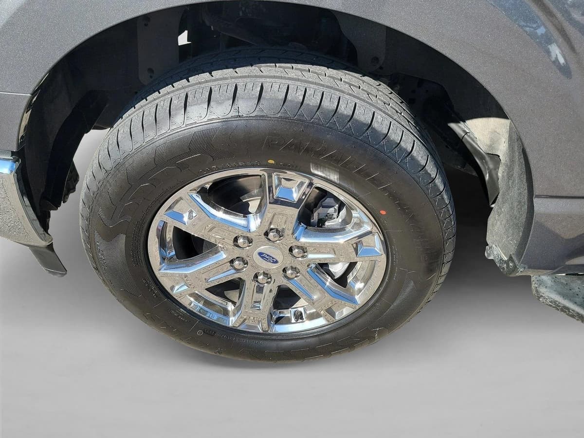 2022 Ford F-150 - Image 9