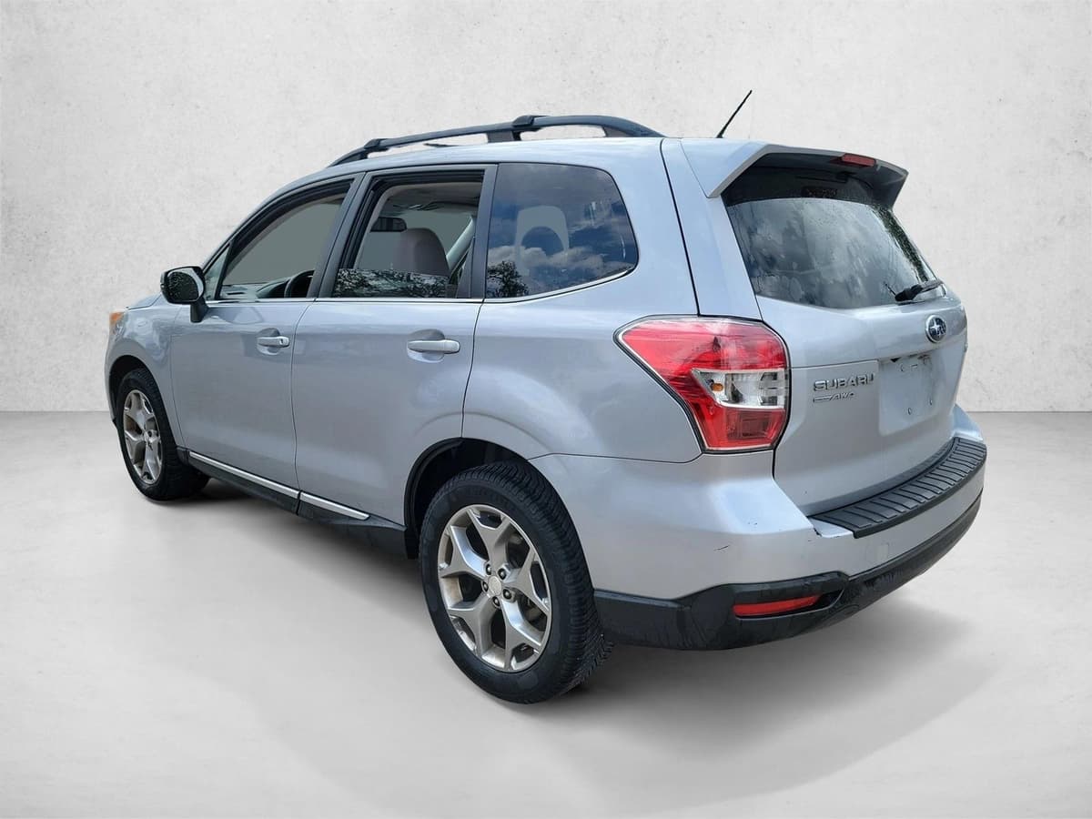 2015 Subaru Forester - Image 7