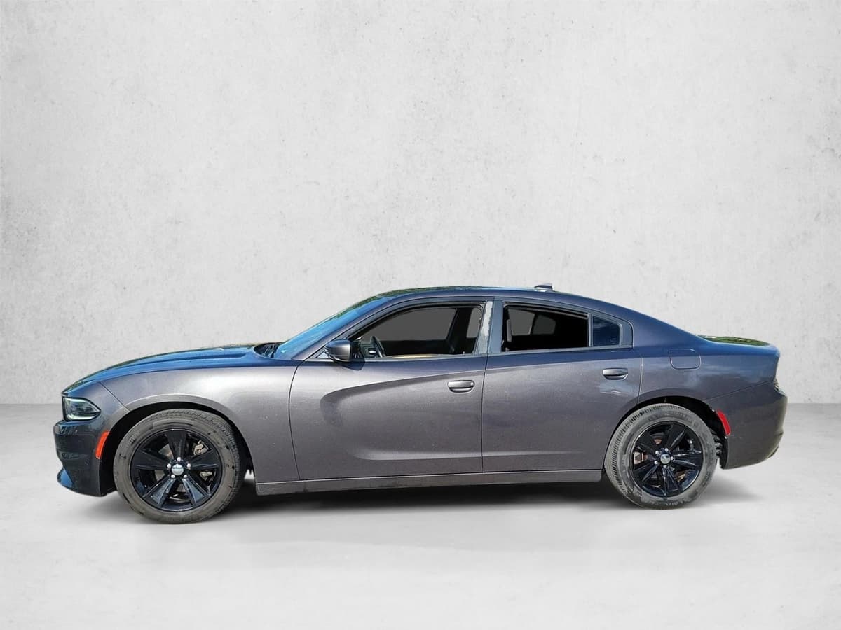 2018 Dodge Charger - Image 9