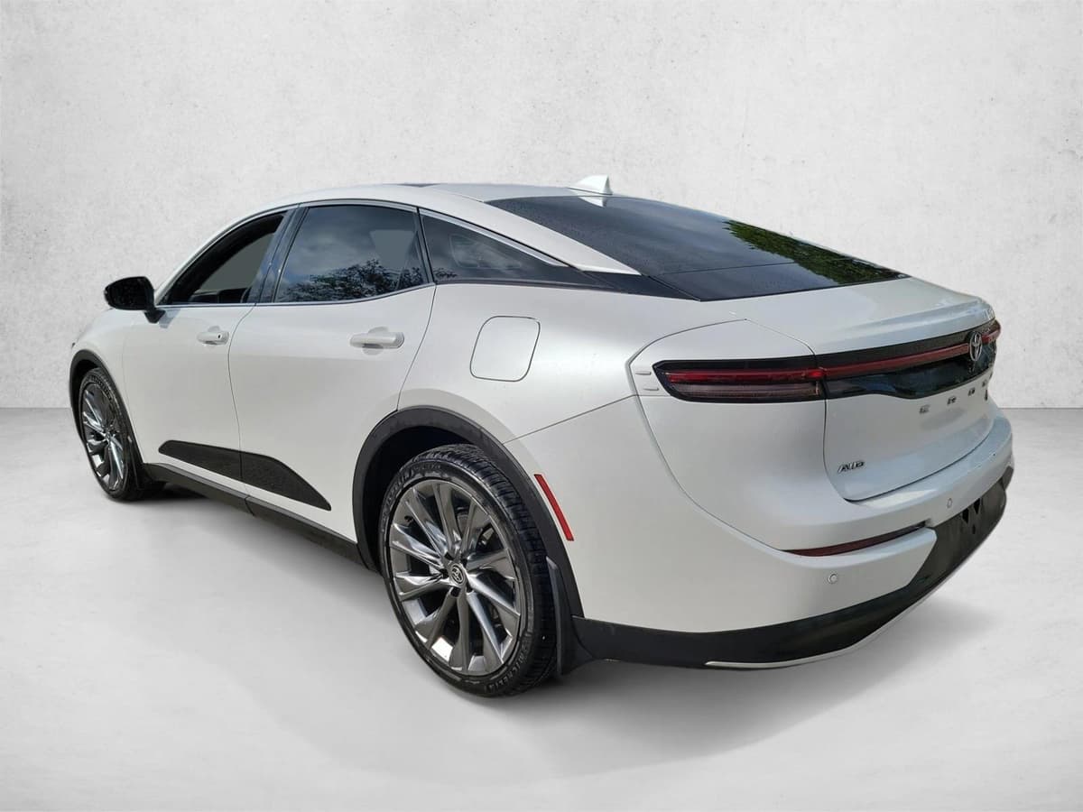 2023 Toyota Crown - Image 7