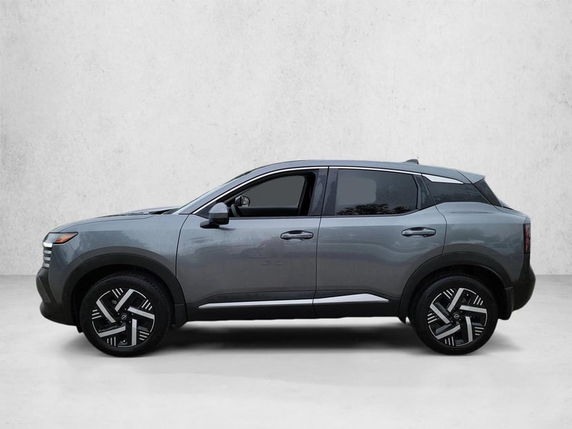 2025 Nissan Kicks - Image 8
