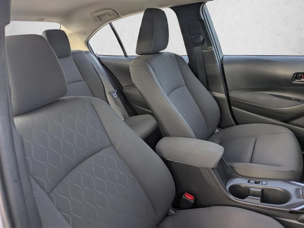 2024 Toyota Corolla - Image 18