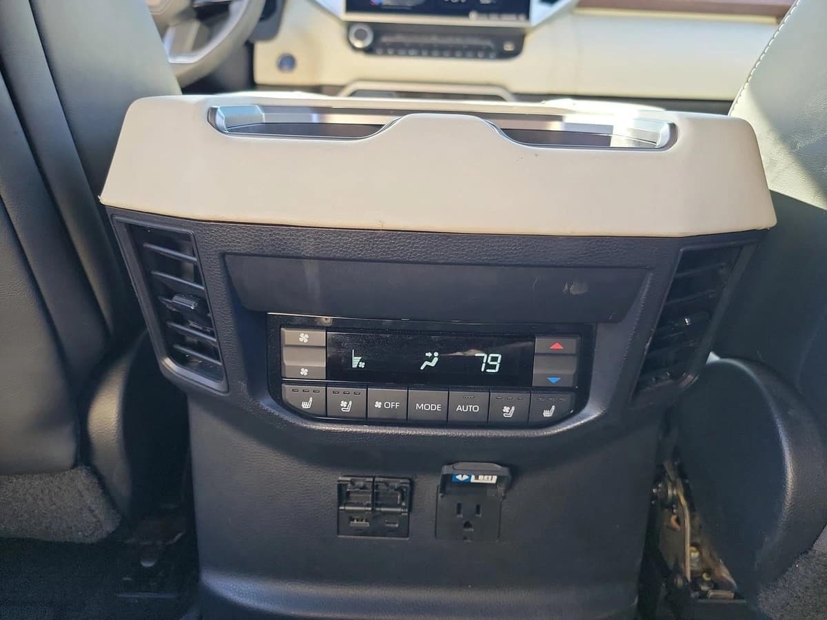 2023 Toyota Sequoia - Image 17