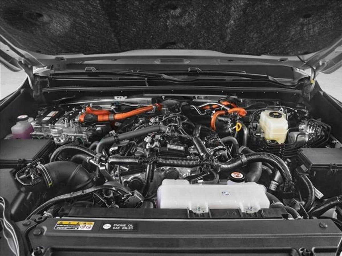 2026 Toyota 4Runner i-FORCE MAX - Image 8