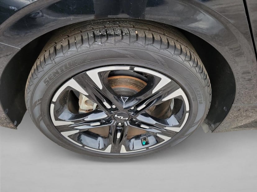 2023 Kia K5 - Image 11