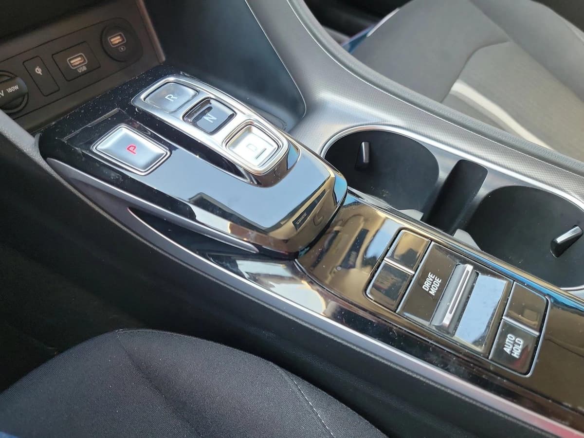 2023 Hyundai Sonata Hybrid - Image 22