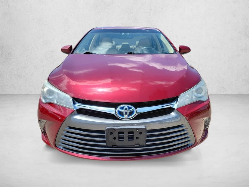 2016 Toyota Camry Hybrid - Image 2
