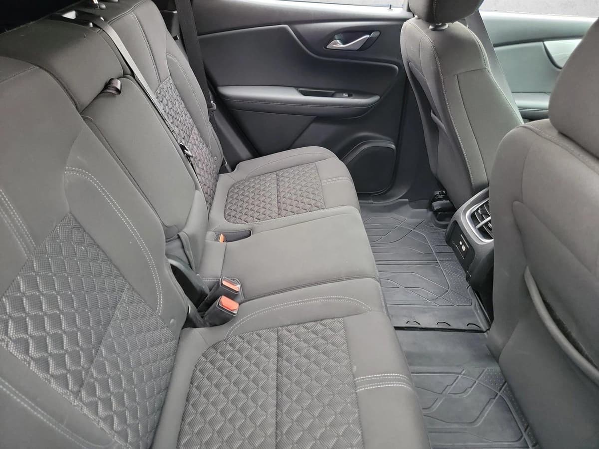 2020 Chevrolet Blazer - Image 16