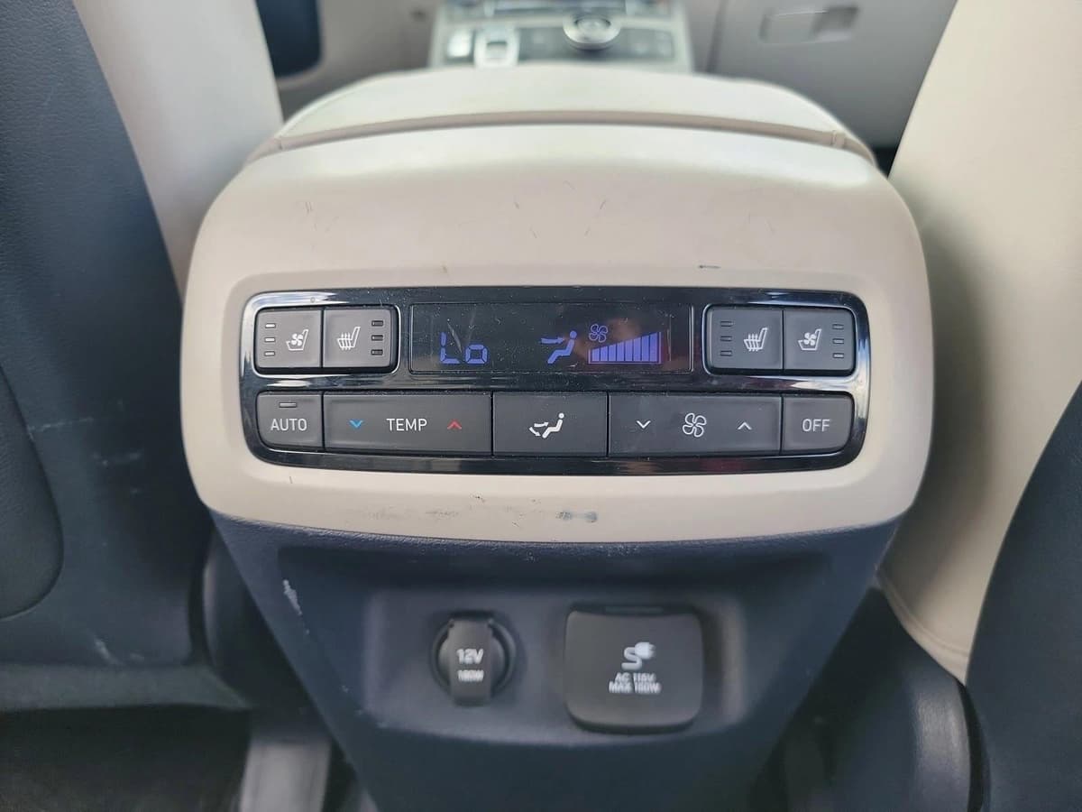 2021 Hyundai Palisade - Image 17