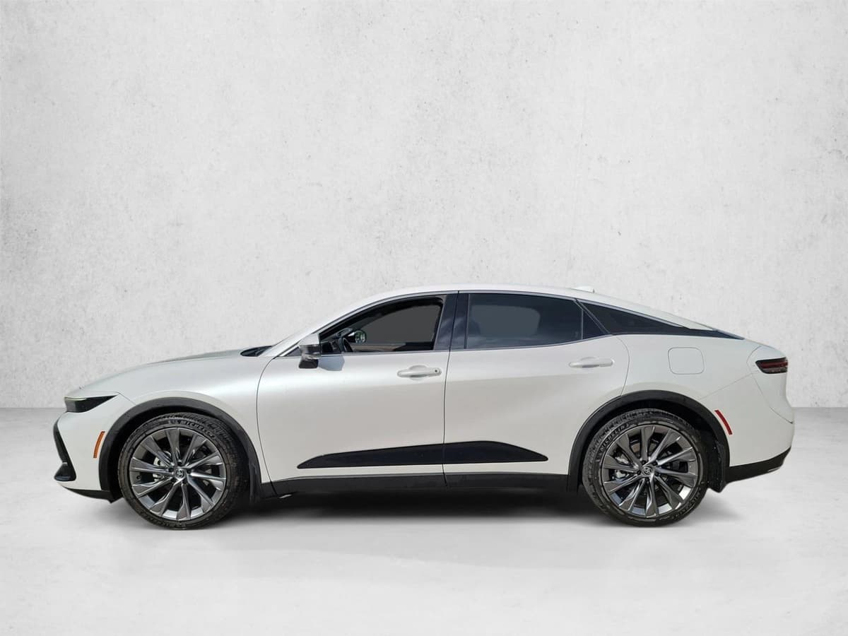 2023 Toyota Crown - Image 8