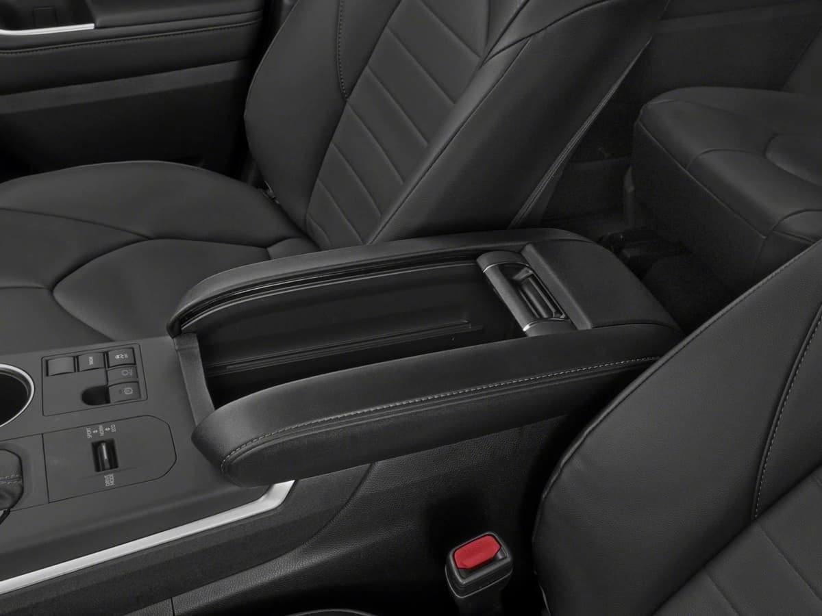 2026 Toyota Highlander - Image 10