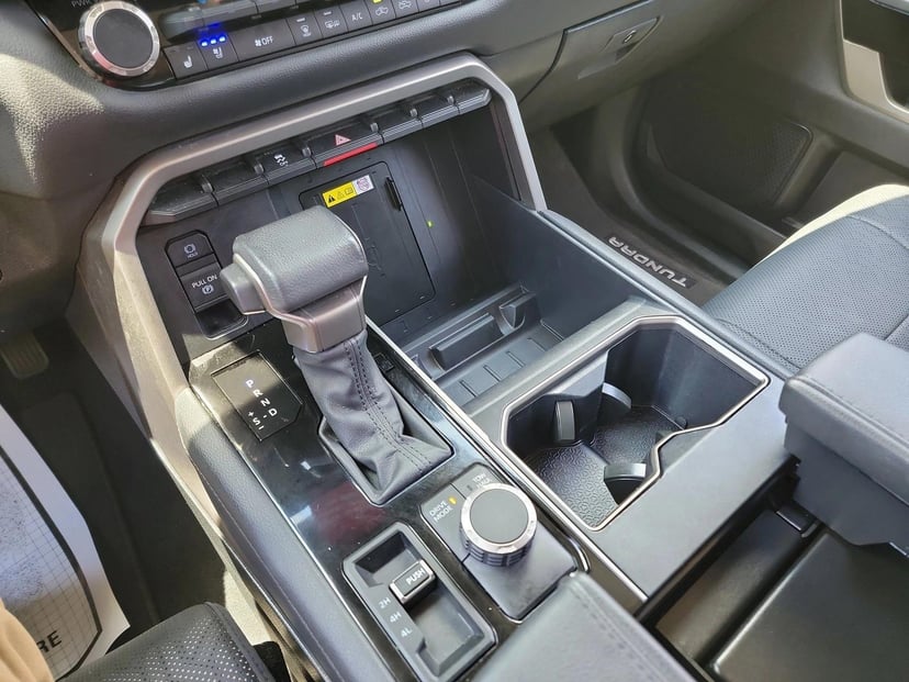 2023 Toyota Tundra - Image 20