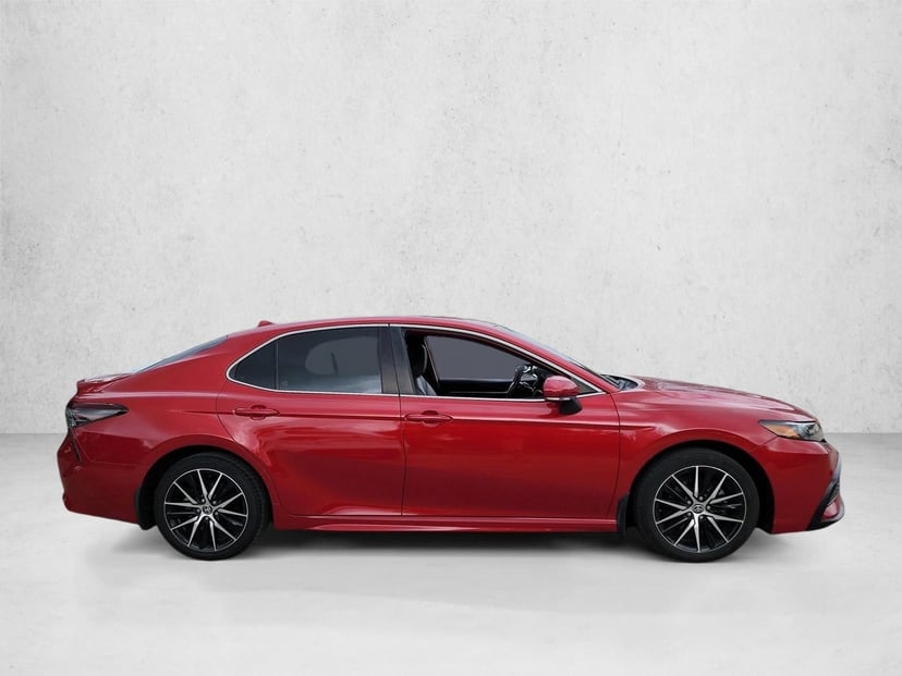 2023 Toyota Camry - Image 4
