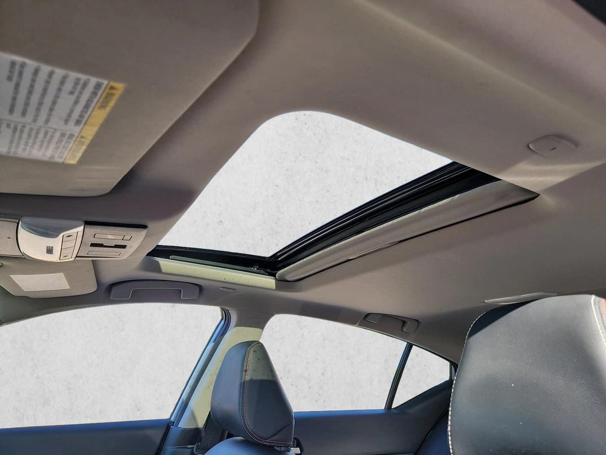 2023 Nissan Altima - Image 19