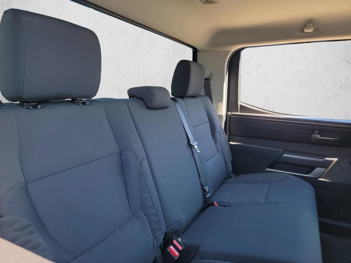 2024 Toyota Tundra - Image 16