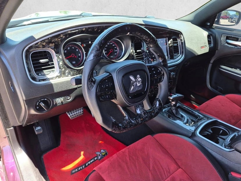 2020 Dodge Charger - Image 9
