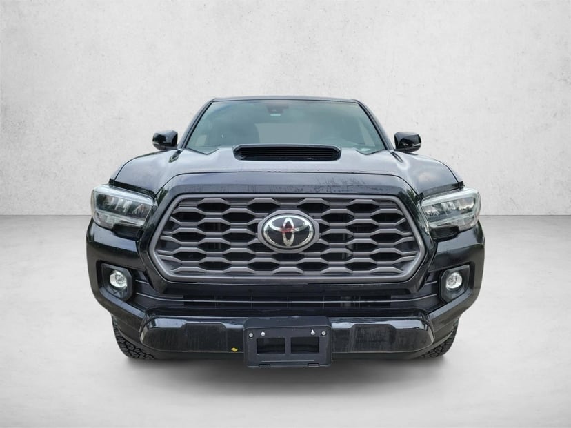 2022 Toyota Tacoma - Image 2