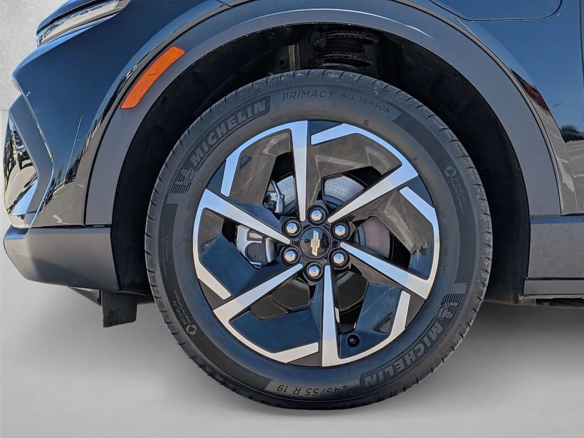 2025 Chevrolet Equinox EV - Image 24