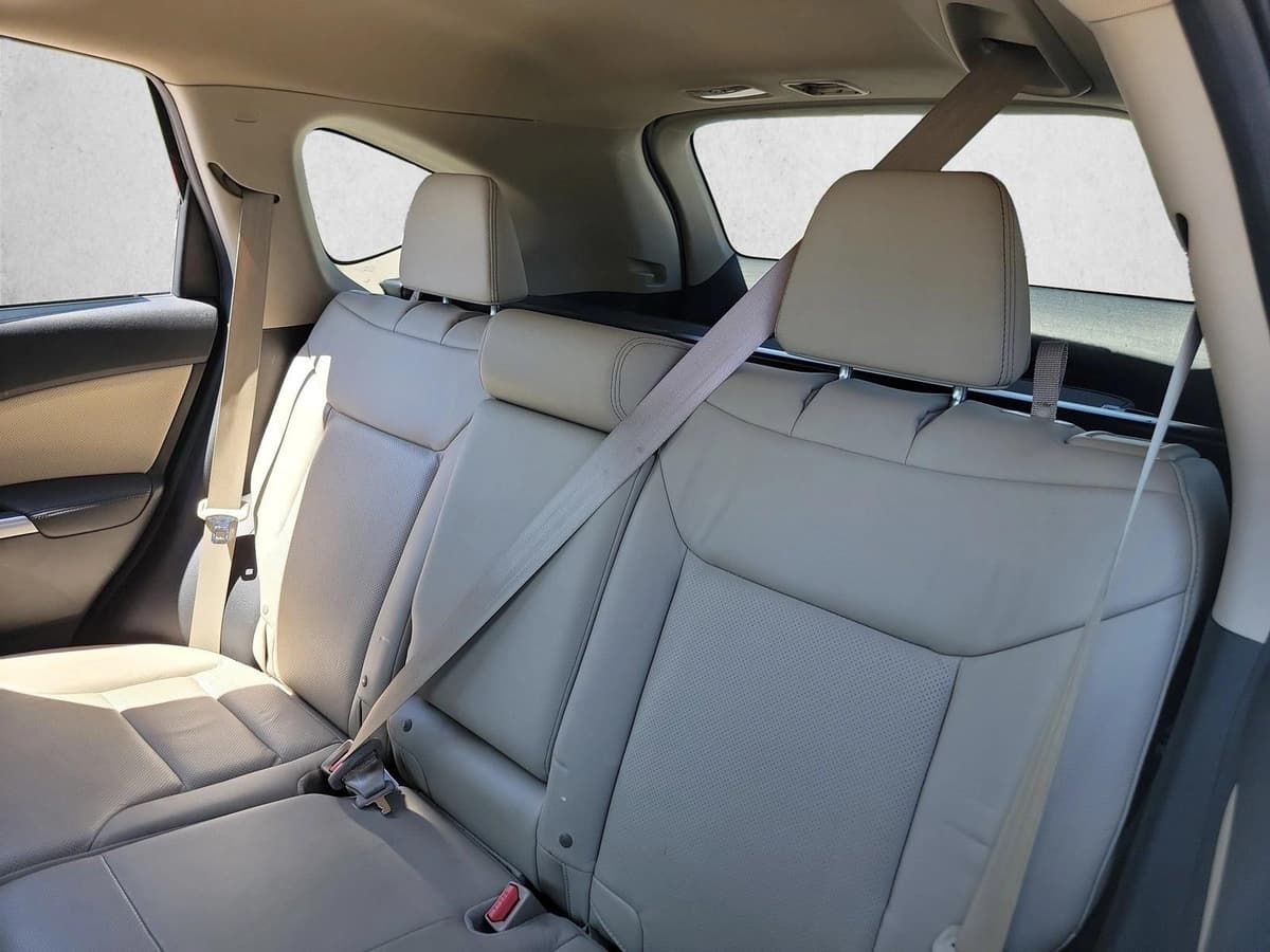 2015 Honda CR-V - Image 14