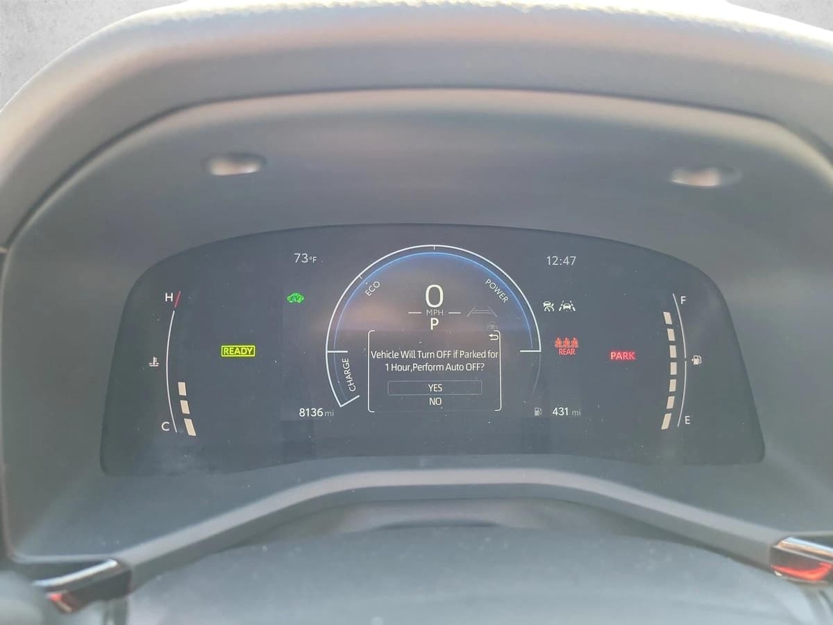 2025 Toyota Camry - Image 20