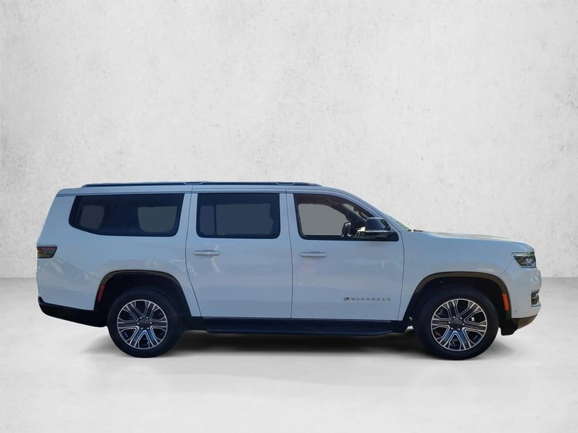 2024 Jeep Wagoneer L - Image 4