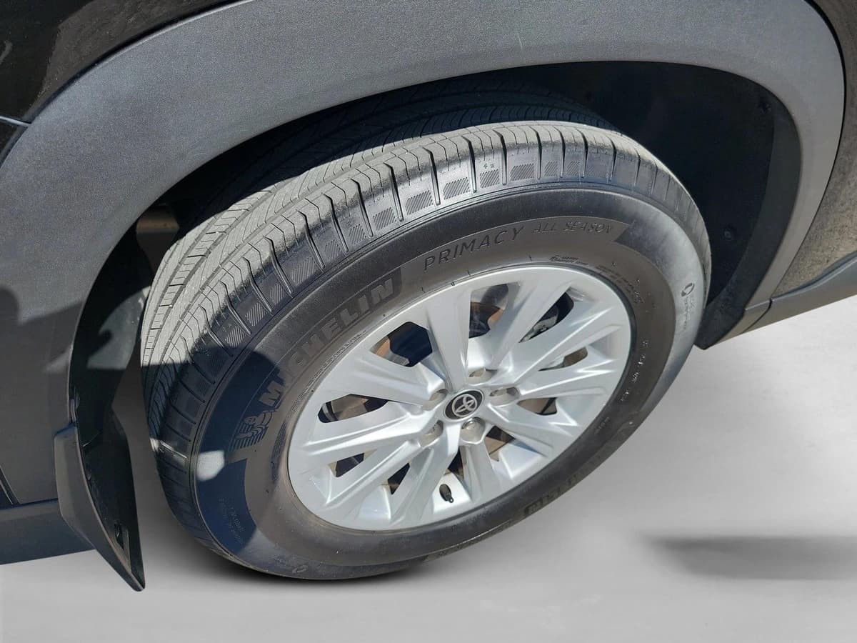 2024 Toyota Grand Highlander - Image 11