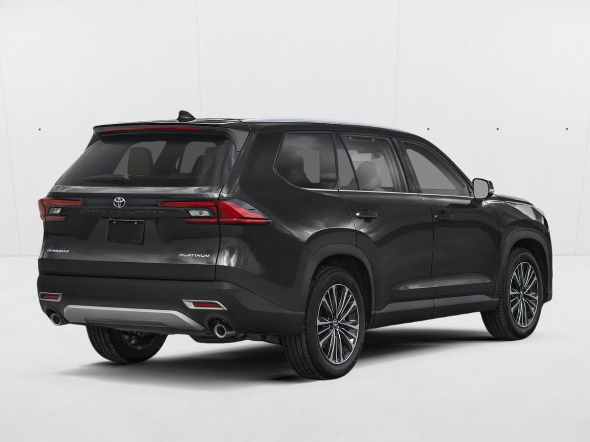 2026 Toyota Grand Highlander Hybrid - Image 2