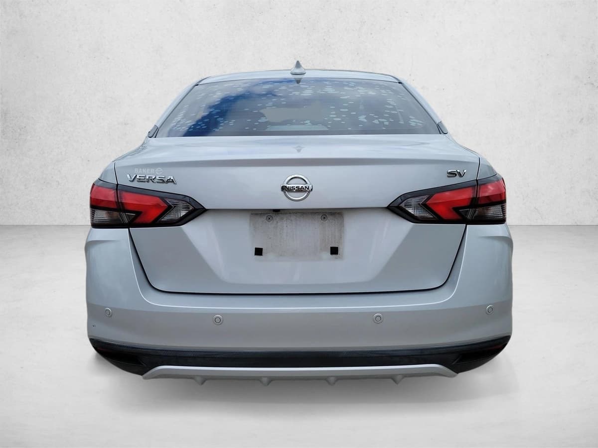 2020 Nissan Versa - Image 6