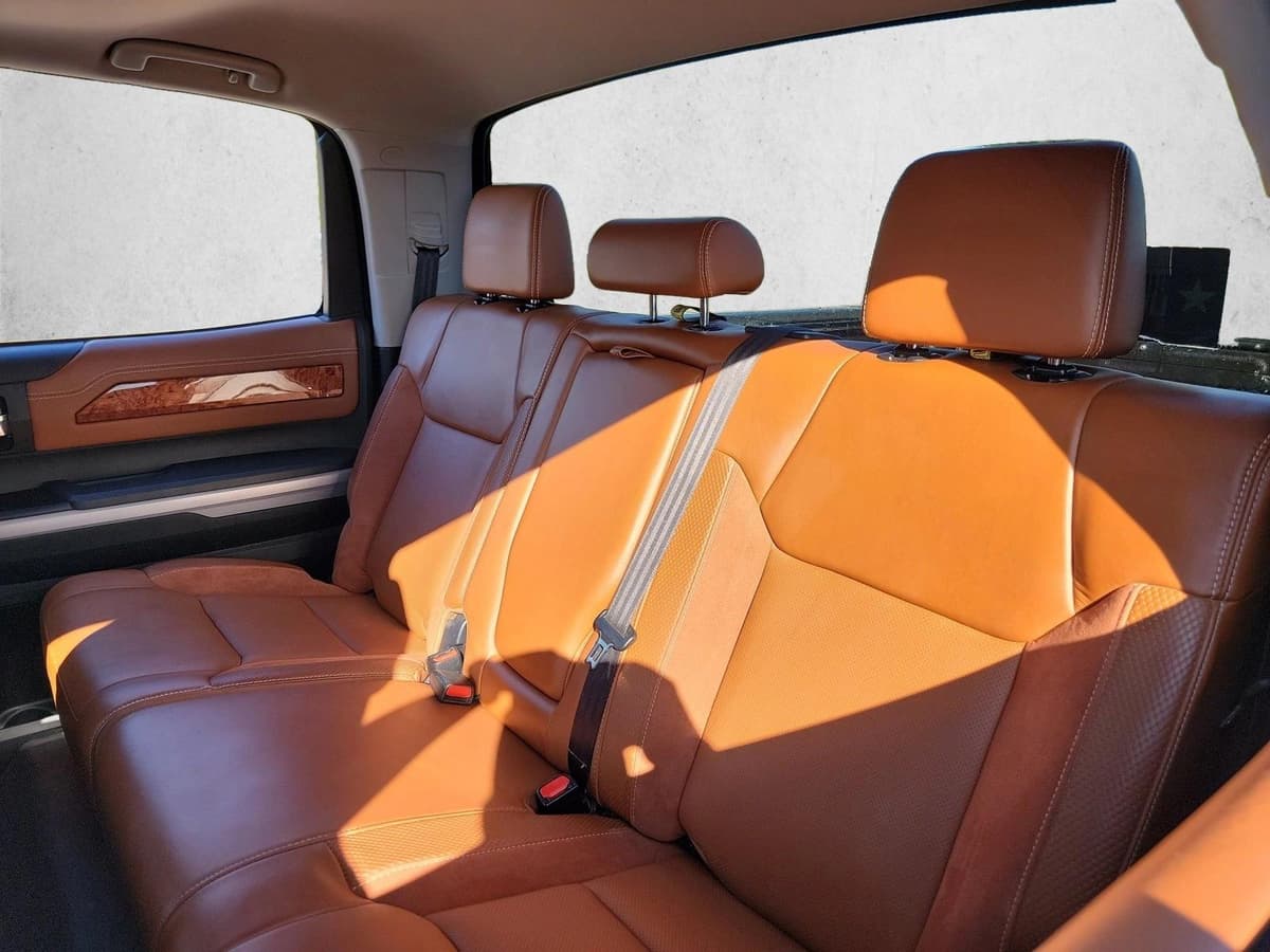 2018 Toyota Tundra - Image 15