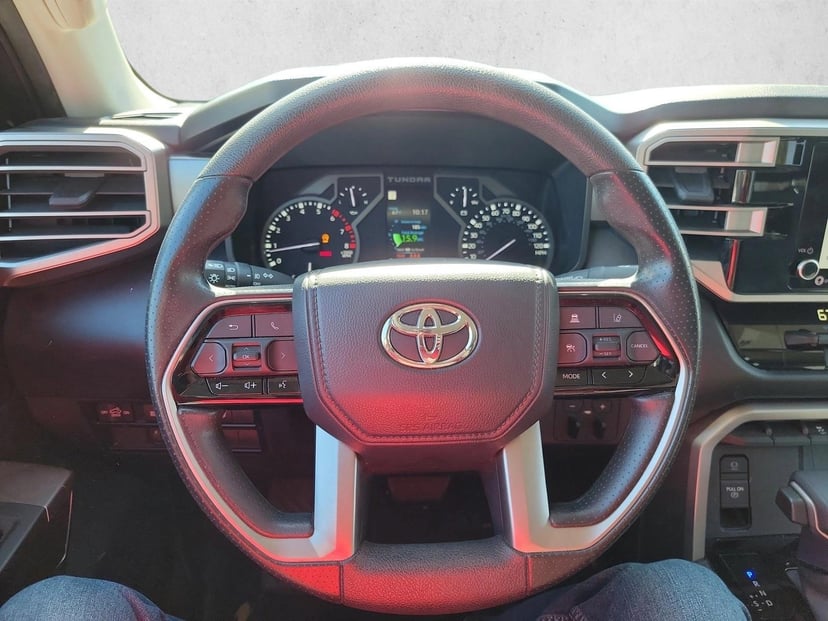 2024 Toyota Tundra - Image 18