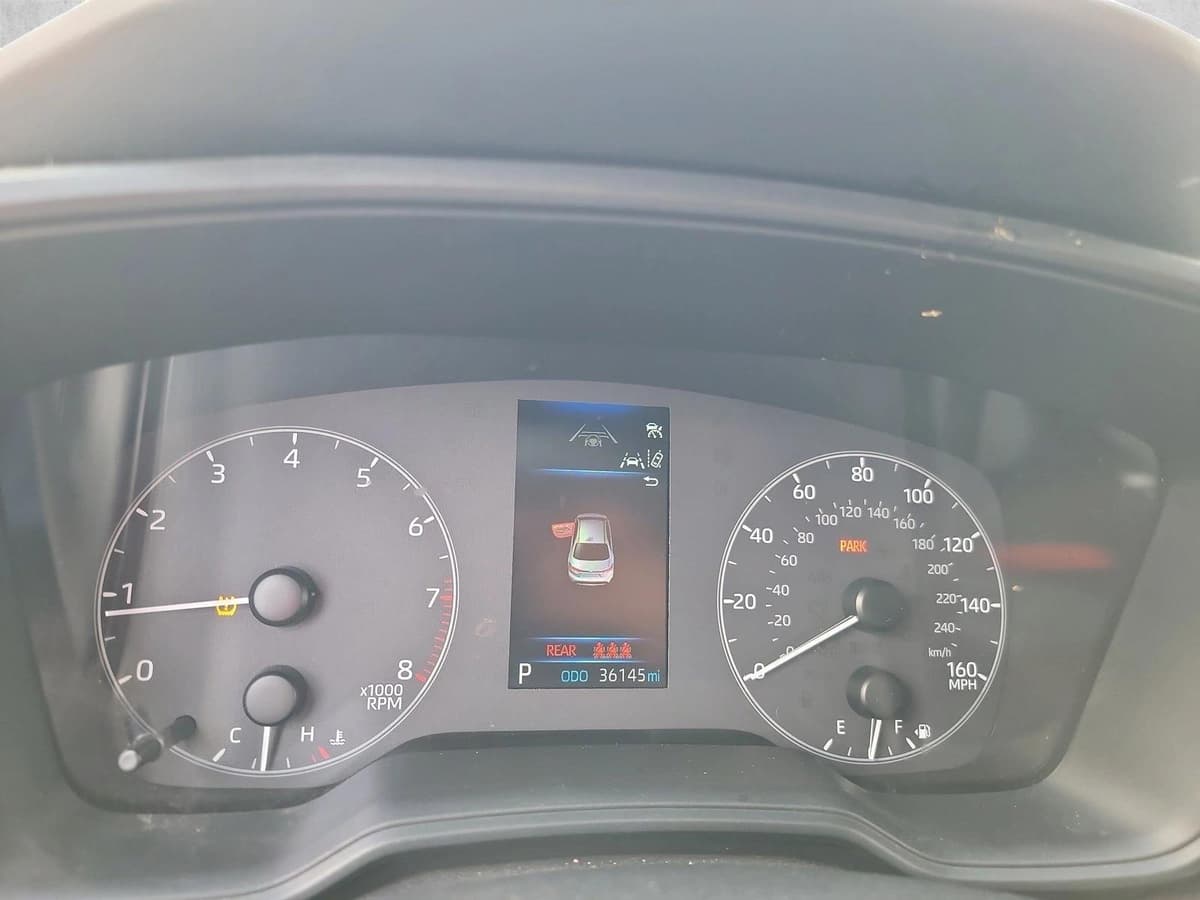 2023 Toyota Corolla - Image 18