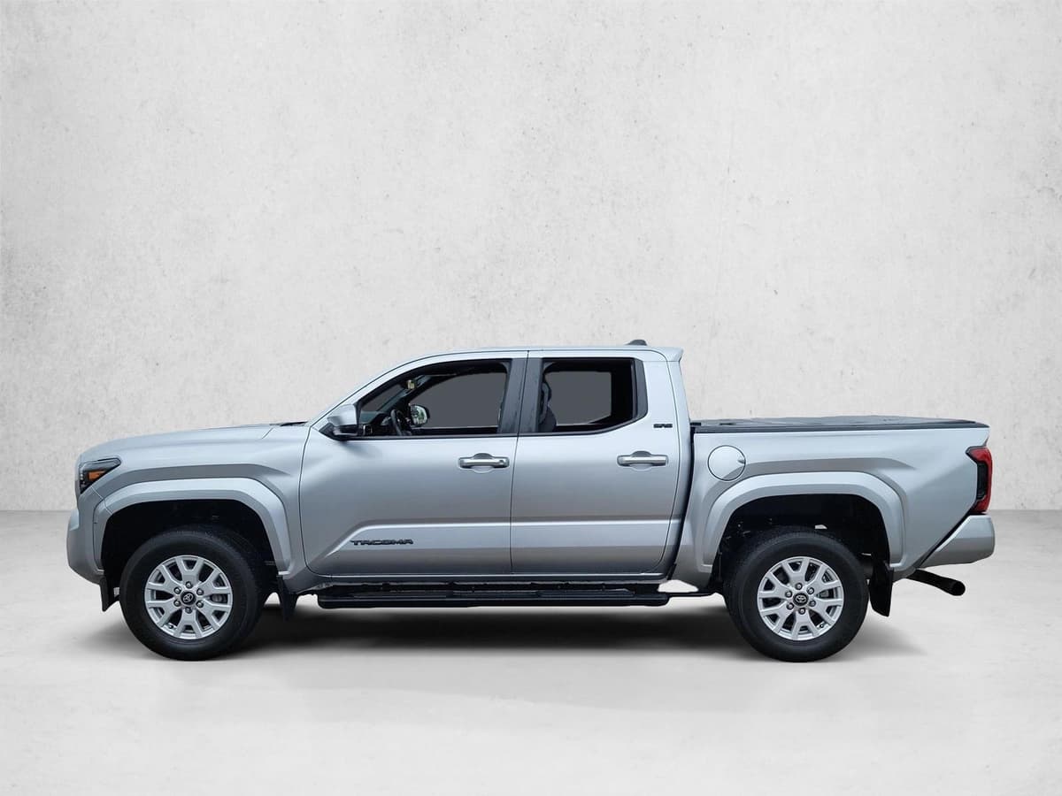 2024 Toyota Tacoma - Image 8