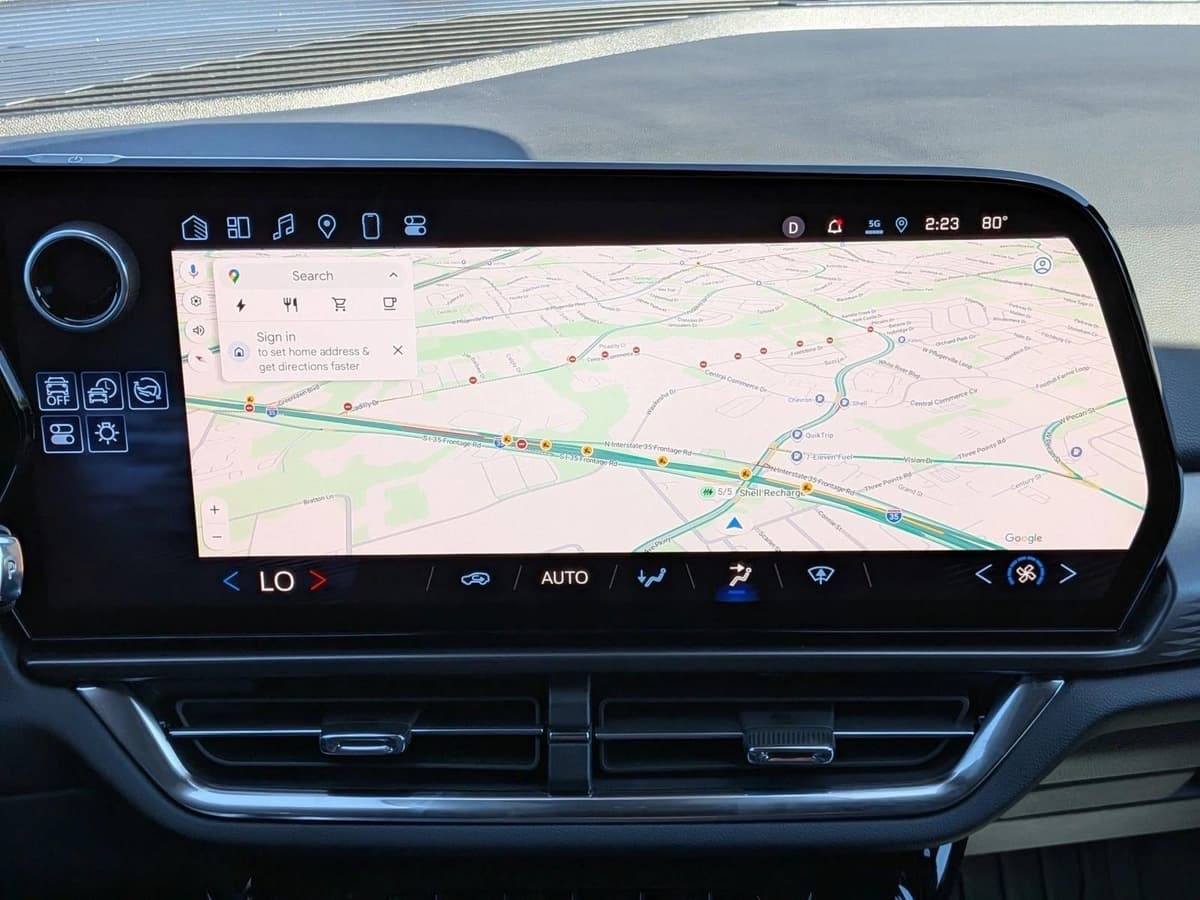 2025 Chevrolet Equinox EV - Image 13