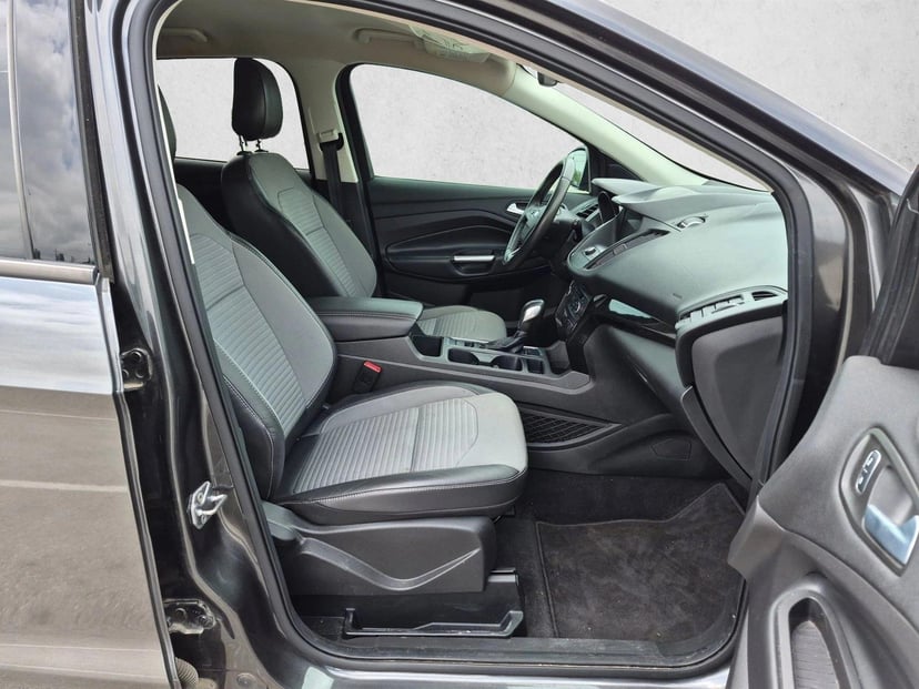 2019 Ford Escape - Image 21