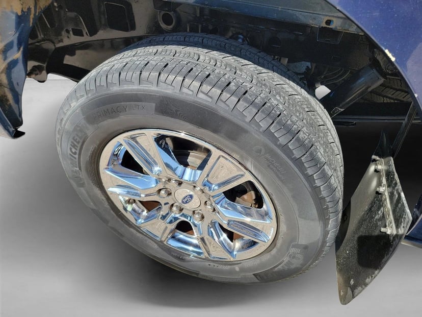 2016 Ford F-150 - Image 12