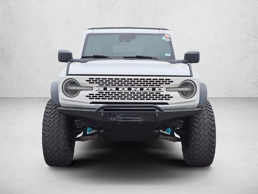 2022 Ford Bronco - Image 3