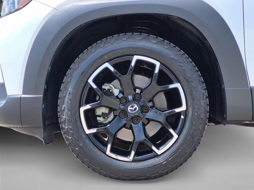 2023 Mazda CX-50 - Image 24