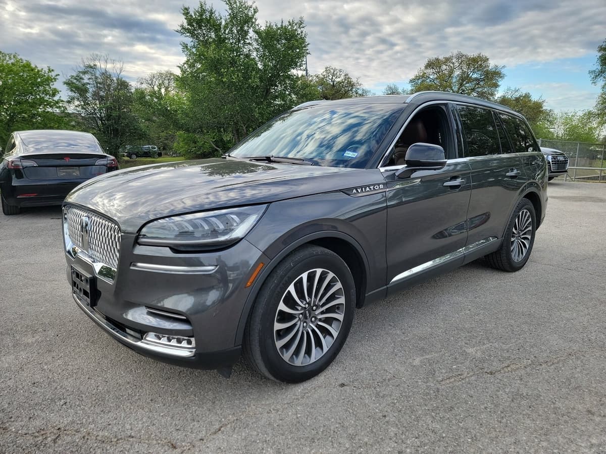 2020 Lincoln Aviator - Image 1