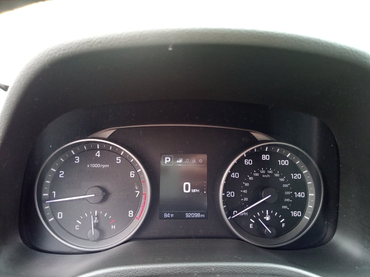 2017 Hyundai Elantra - Image 20