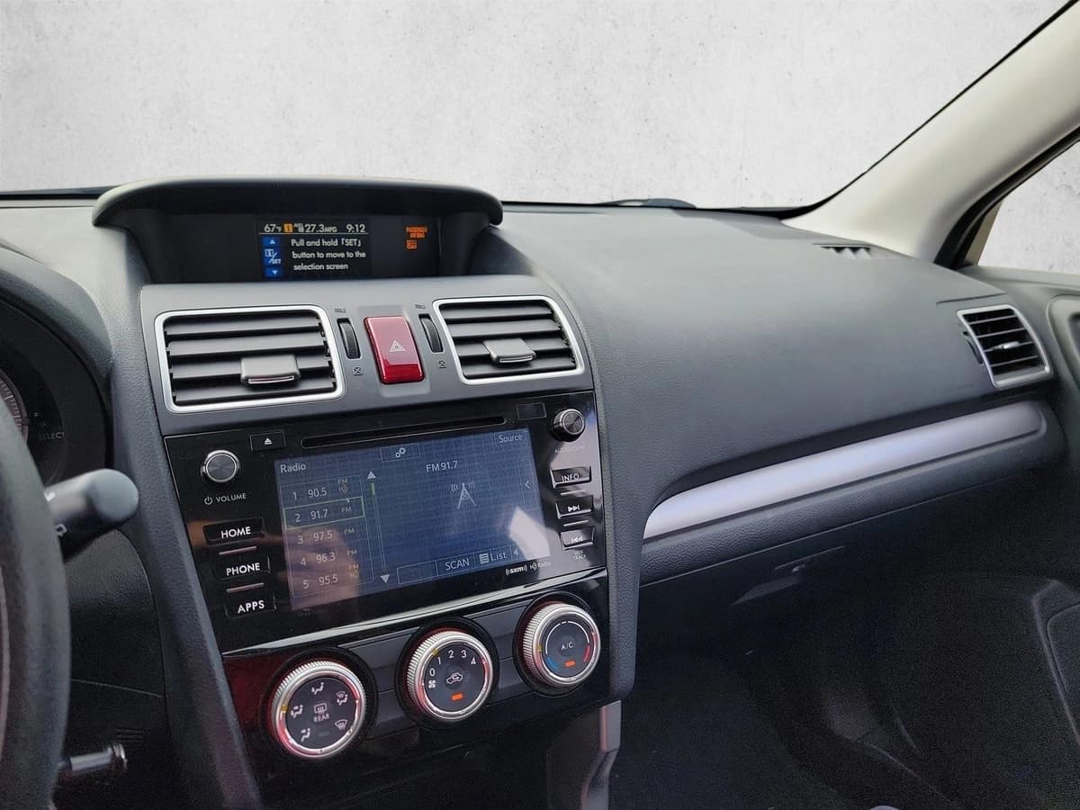 2016 Subaru Forester - Image 20