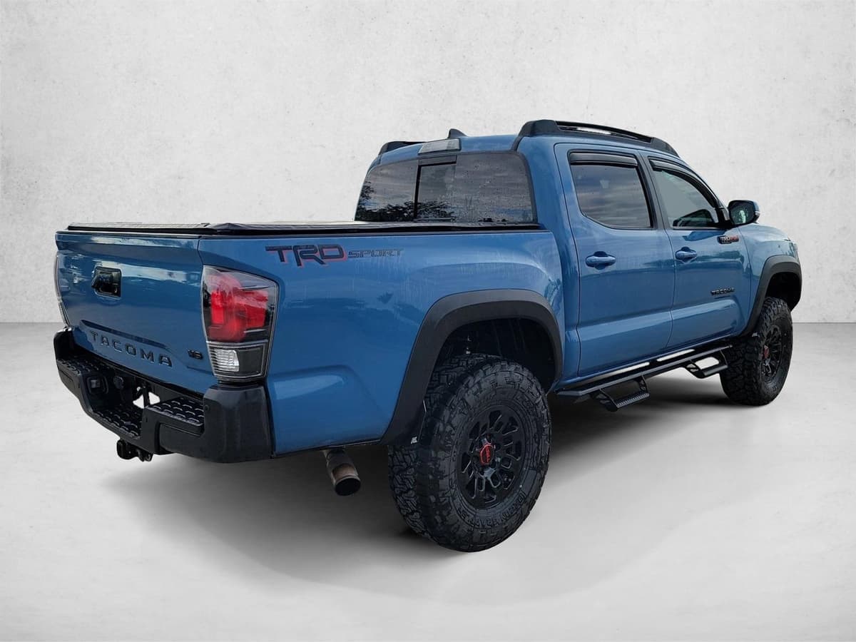 2019 Toyota Tacoma - Image 5