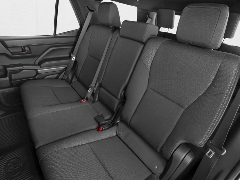 2026 Toyota 4Runner - Image 9