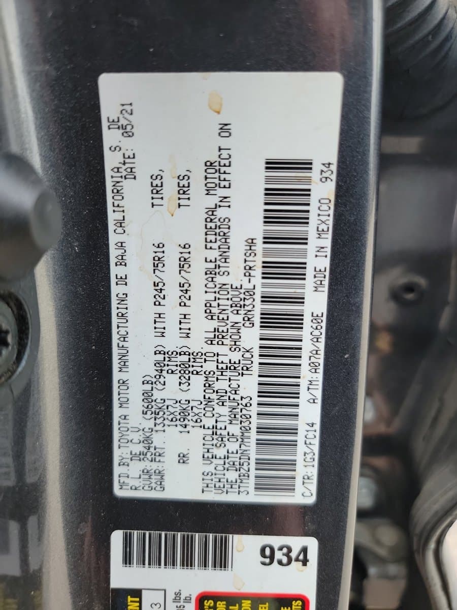 2021 Toyota Tacoma - Image 21