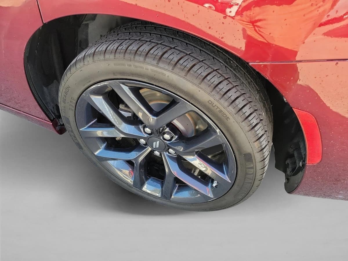 2022 Dodge Charger - Image 12