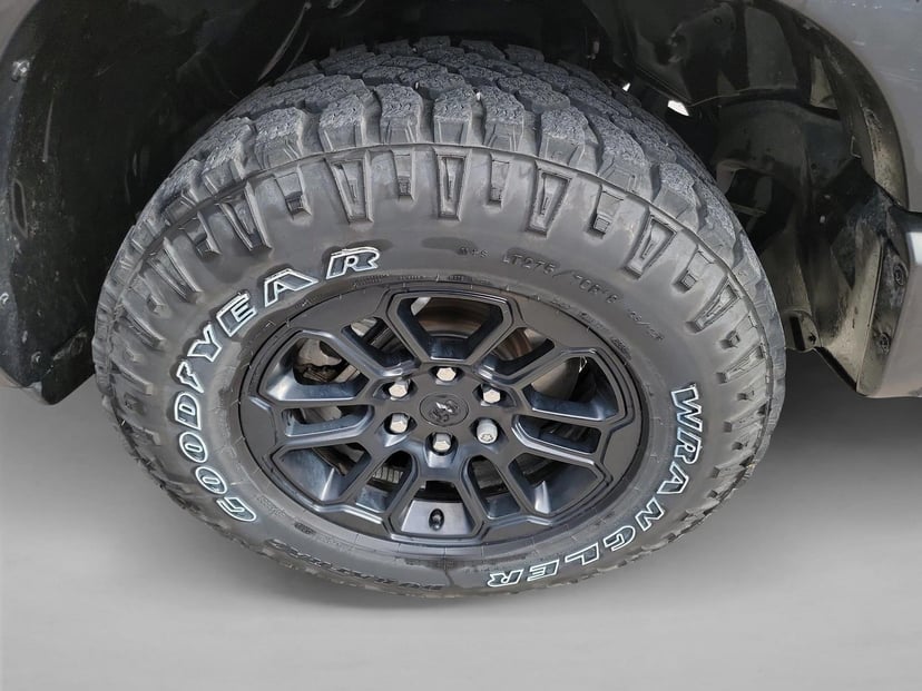2025 Ram 1500 - Image 10