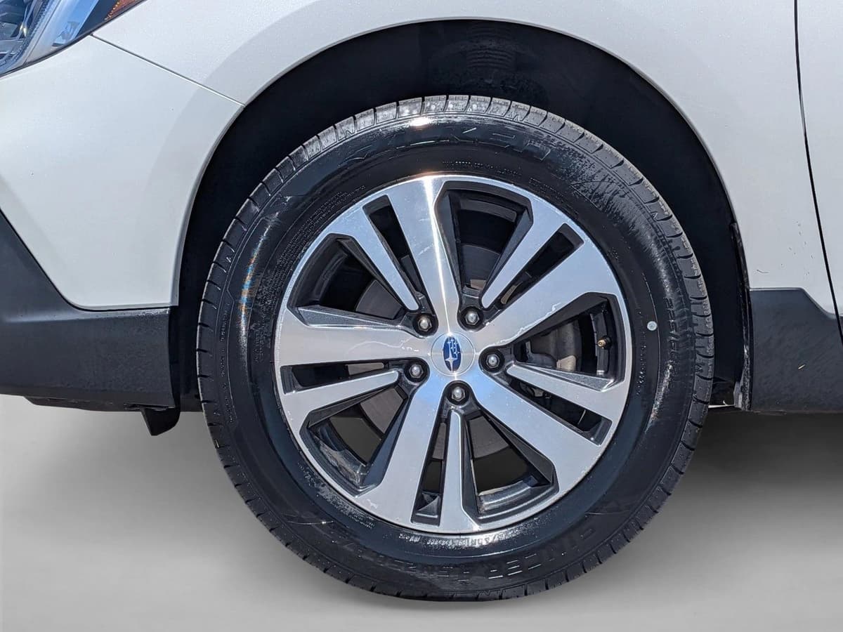 2019 Subaru Outback - Image 24