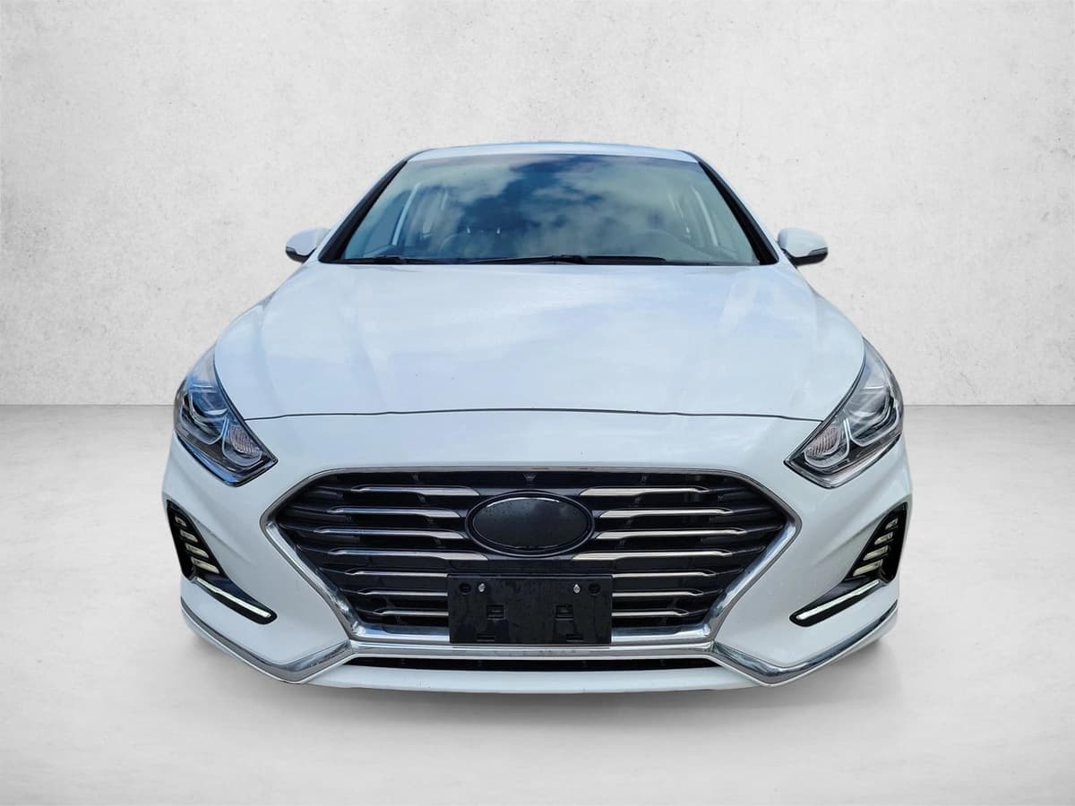 2018 Hyundai Sonata - Image 1